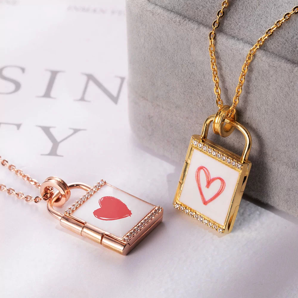 Personalized Lock Photo Necklace - Glamour