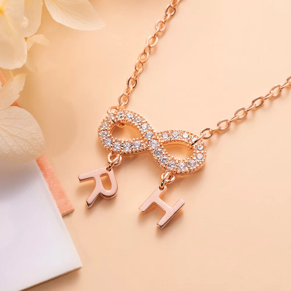 Personalized Infinity Necklace with Letters - Glamour