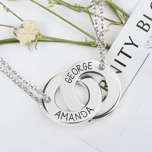 Engraved Interlocking Two Circle Necklace - Glamour