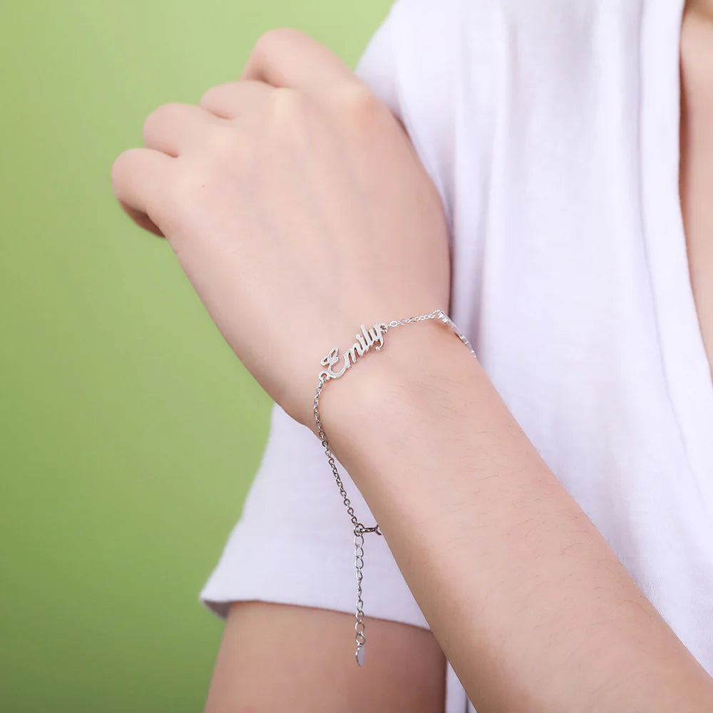Personalized 1-4 Names Bracelet - Glamour