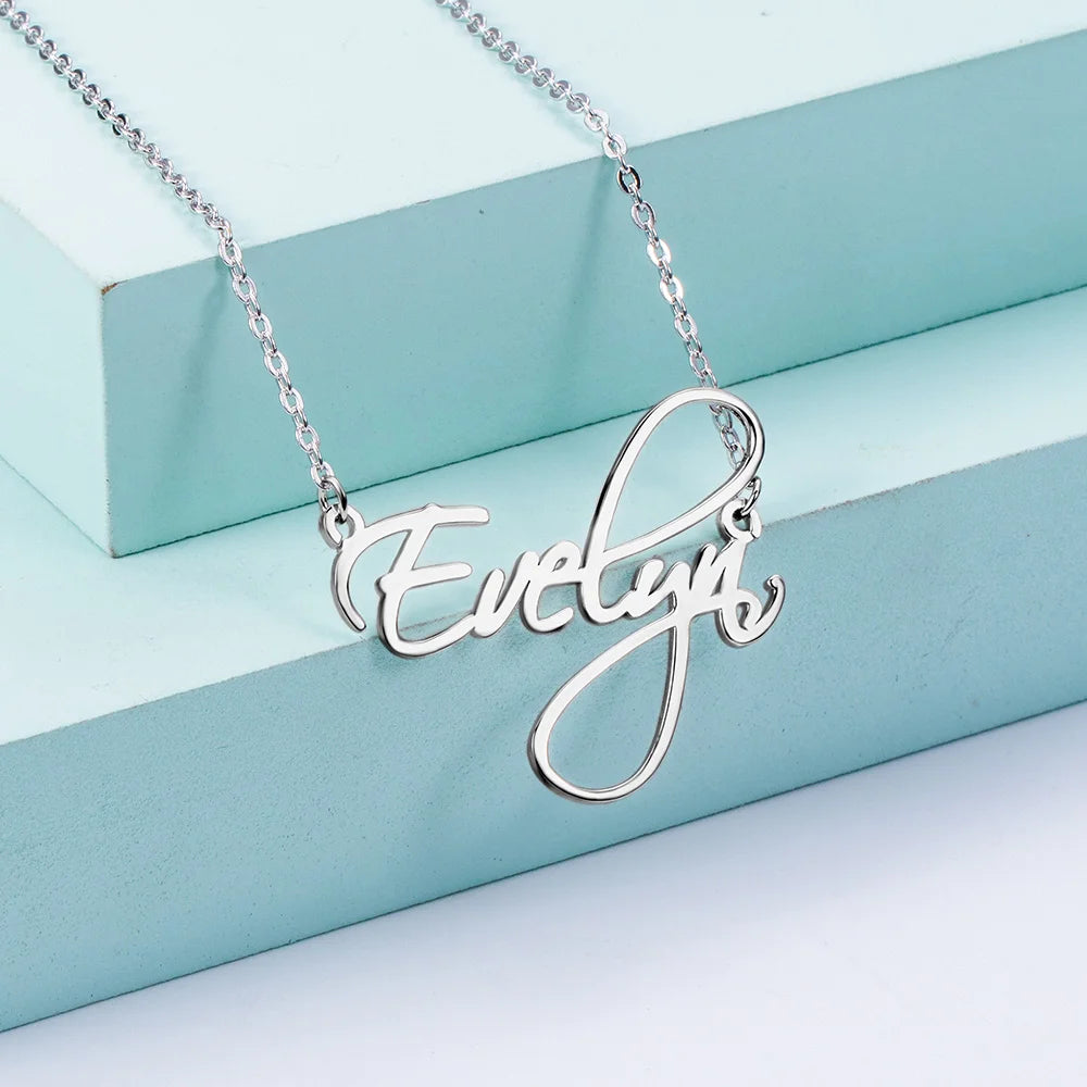 Personalized Calligraphy Name Necklace - Glamour