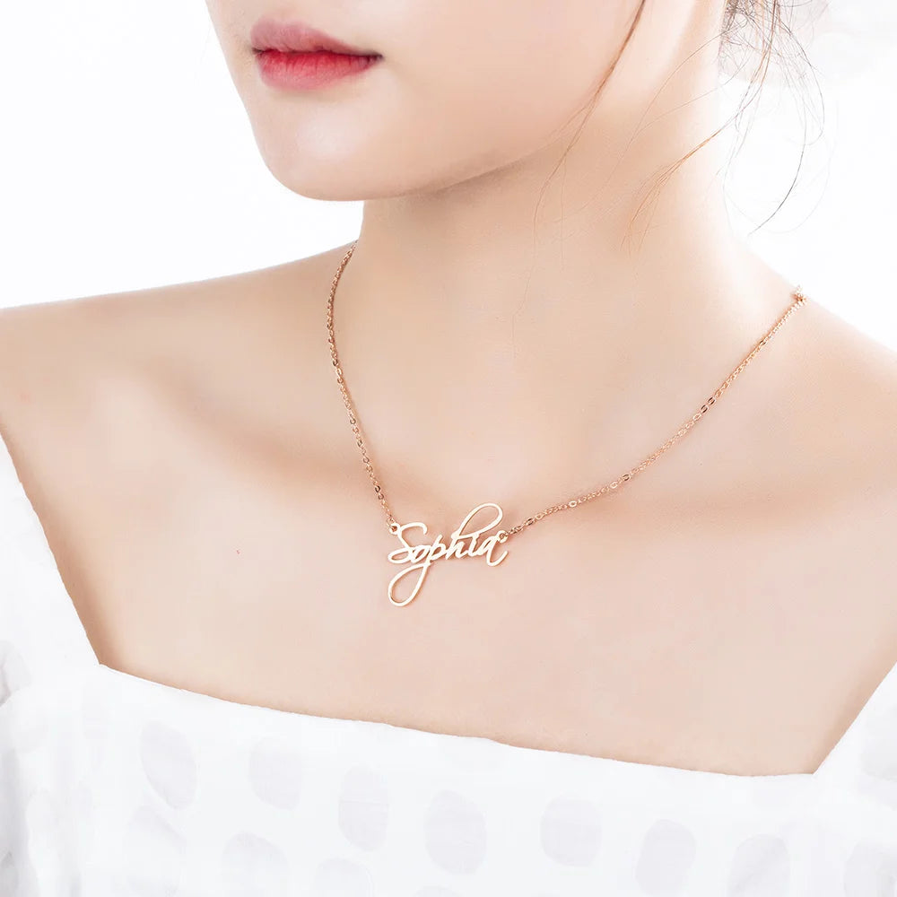 Personalized Calligraphy Name Necklace - Glamour