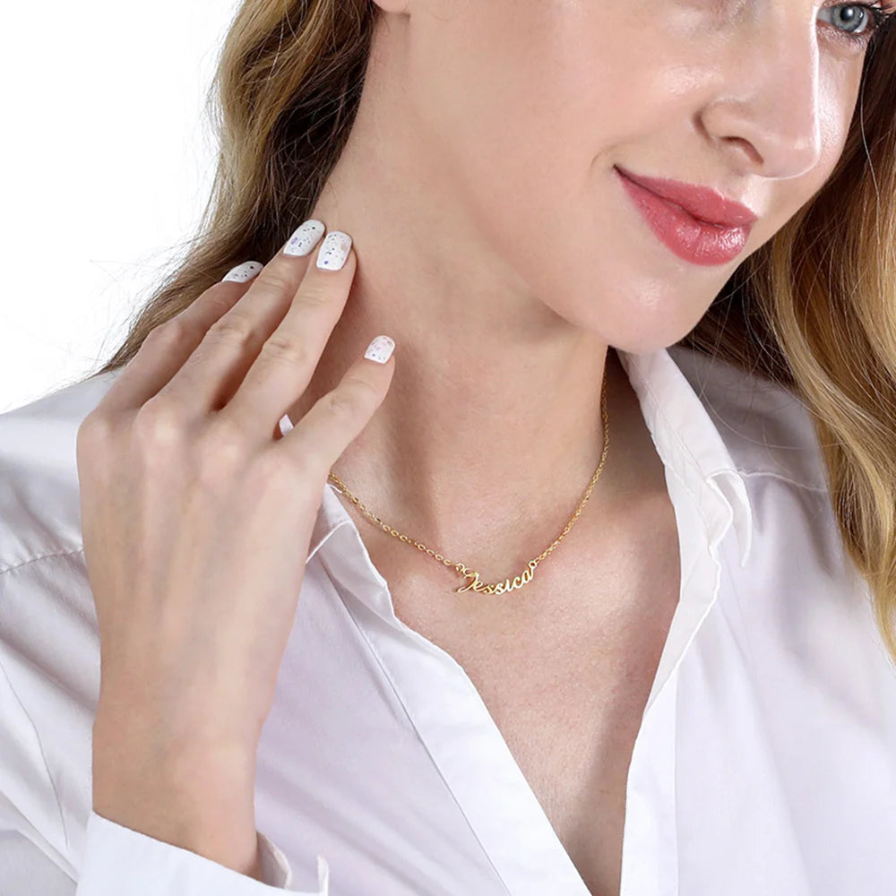 Custom-made Smile Silver Necklace with Name - Glamour