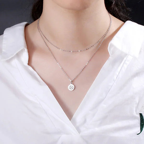 Personalized Gothic Letters Engraved Disc Choker Necklace in Gold - Glamour